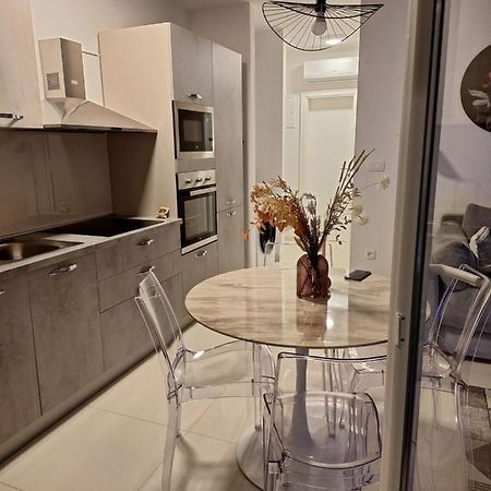 Апартаменти New Apartman P & B Трогір Екстер'єр фото